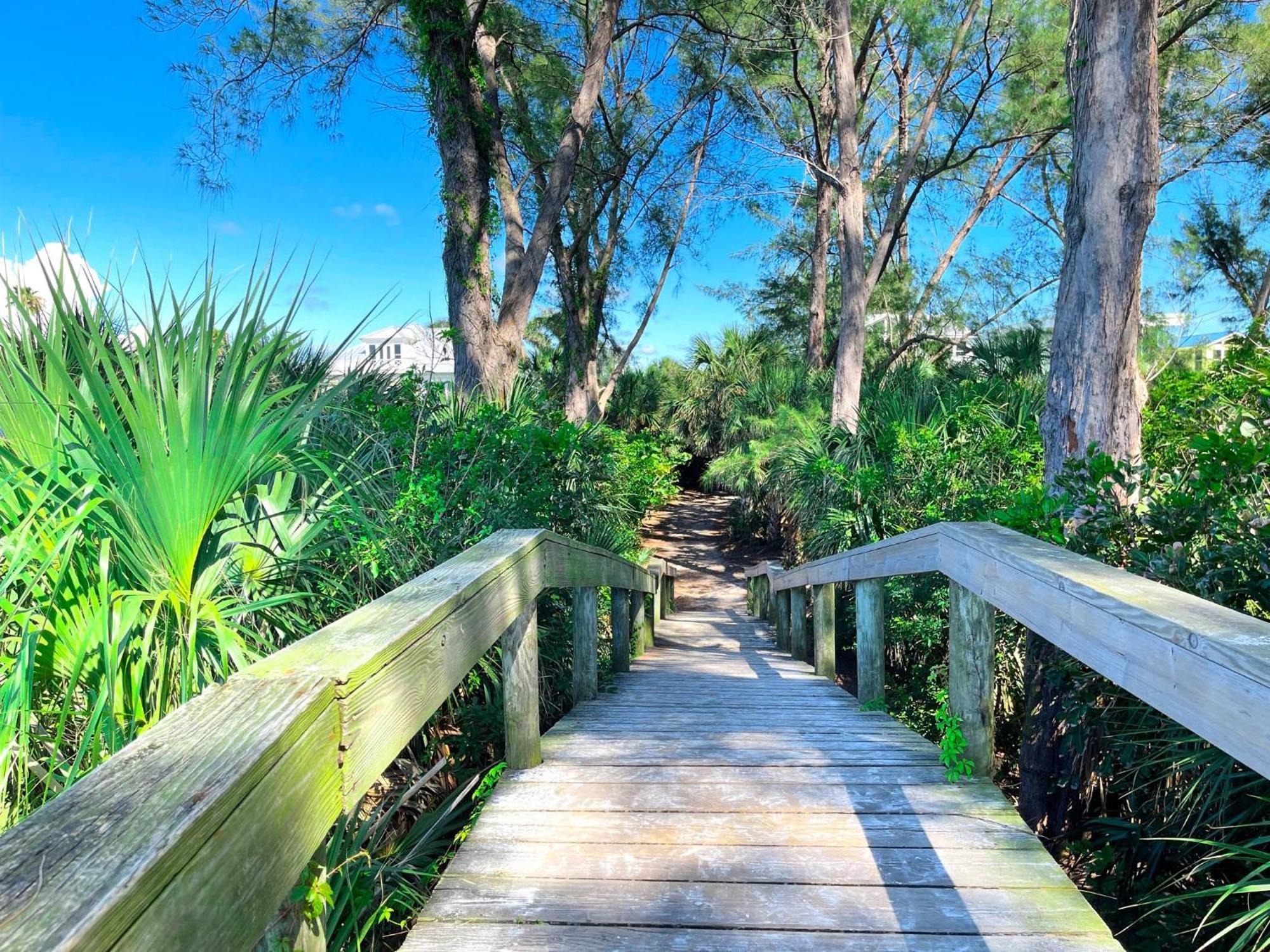 Anna Maria Island Runaway Tropical Dream-One Minute Walk To The Beach-Heated Pool Bradenton Beach Exterior foto